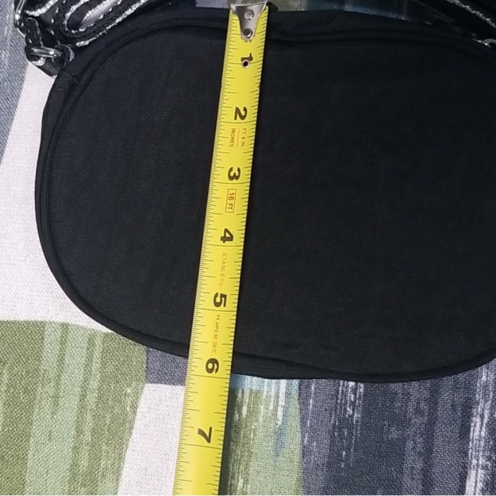 Kipling adjustable crossbody - Picture 4 of 11